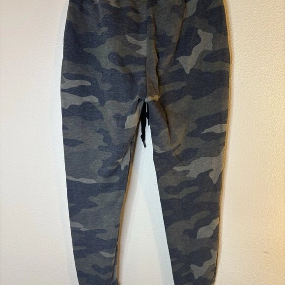 Victoria's Secret PINK Camo Jogger Sweatpants with Logo Size Small #225 - Picture 5 of 9